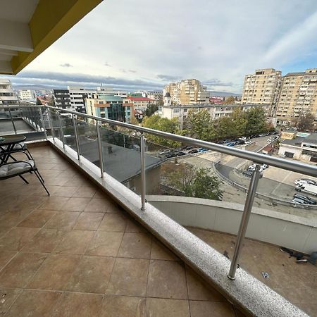 Downtown "Rendez-Vous" Luxury Leilighet Bacău Eksteriør bilde