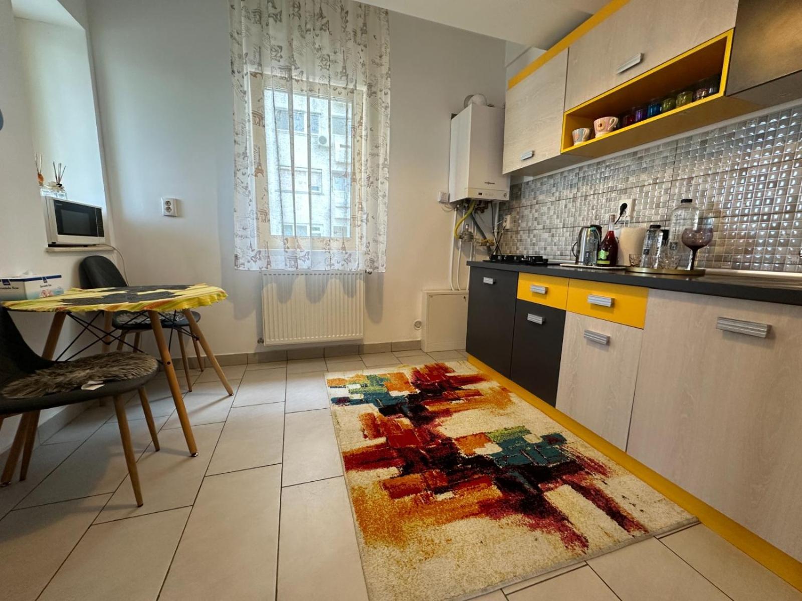 Downtown "Rendez-Vous" Luxury Leilighet Bacău Eksteriør bilde